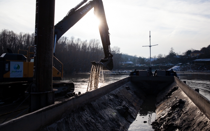 D+ Híradó - Öbölkotrás, tollasverseny