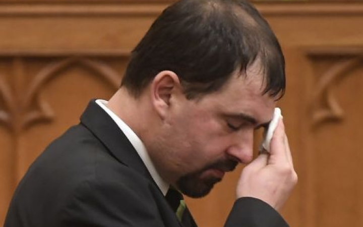 "Fizesse vissza a tisztességtelenül felvett 10 millió forintot a Jobbik"