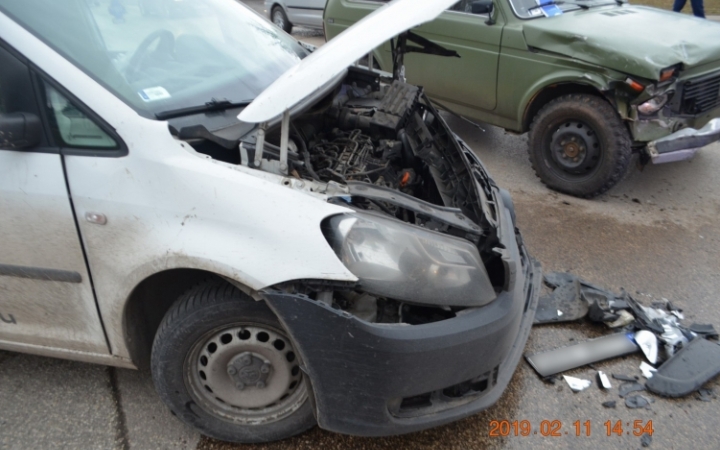 Nem adott elsőbbséget!