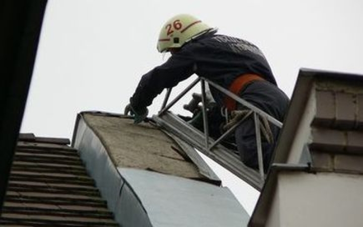 Sok feladatot adott a tűzoltóknak a viharos erejű szél