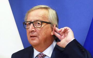Deutsch: Juncker kudarcot vallott