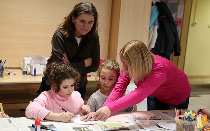 Tavaszi készülődés és huszártánc