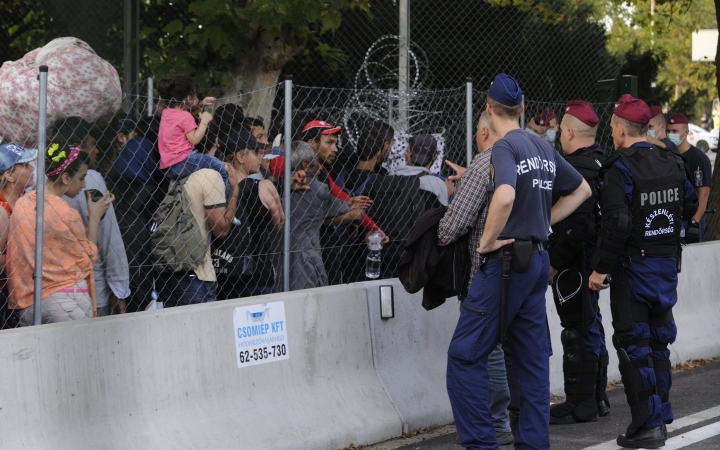 Magyarország nem bevándorláspárti, hanem határvédő Európát akar