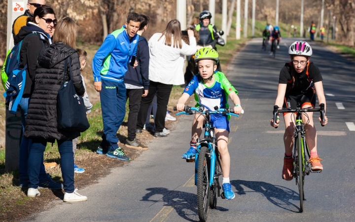 Szezonnyitó duatlon a Duna-parton