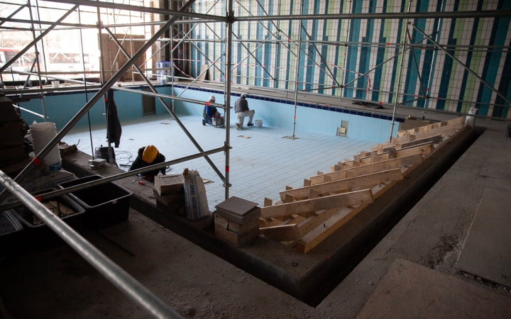 D+ Híradó - Uszodafelújítás, világnap