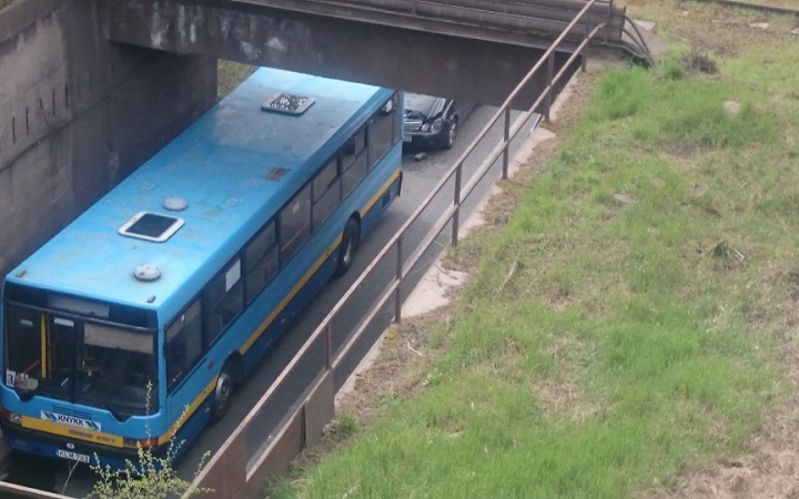 Baleset a Papírgyári úton