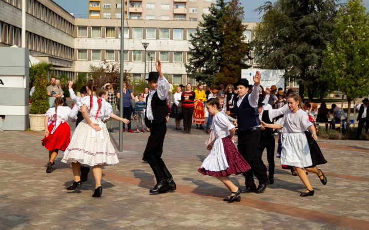 Tehetségek a főtéren