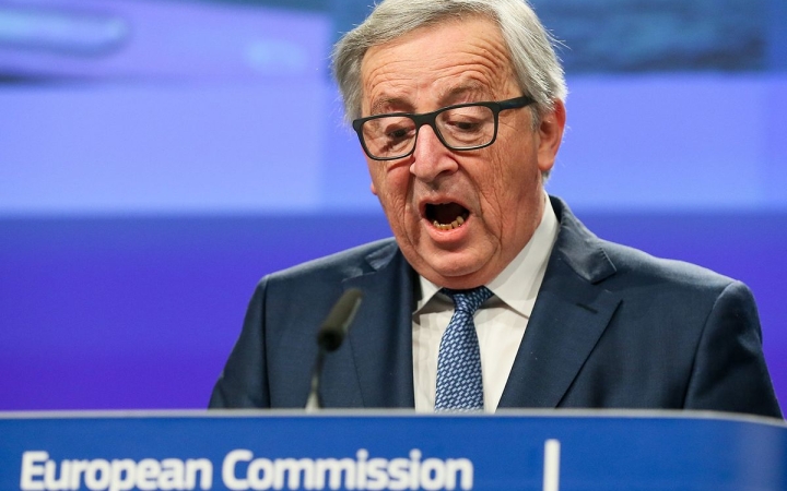 Juncker a saját irháját mentegette Brüsszelben
