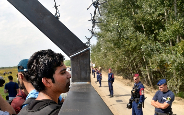  Bakondi: nagy migrációs tömegmozgás esetén kevés a Frontex tízezer embere