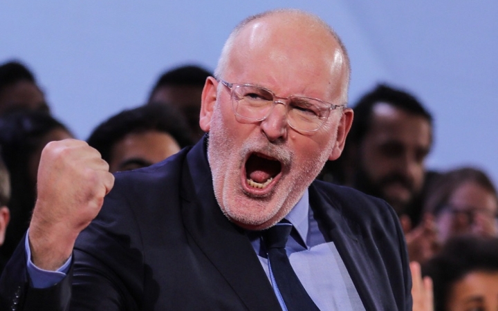 Timmermans lehagyhatja Webert