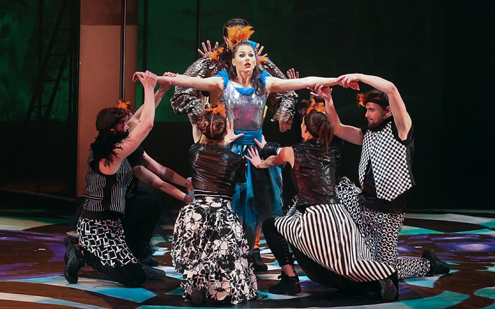 Alíz Csodaországban - Újabb siker a Bartókban