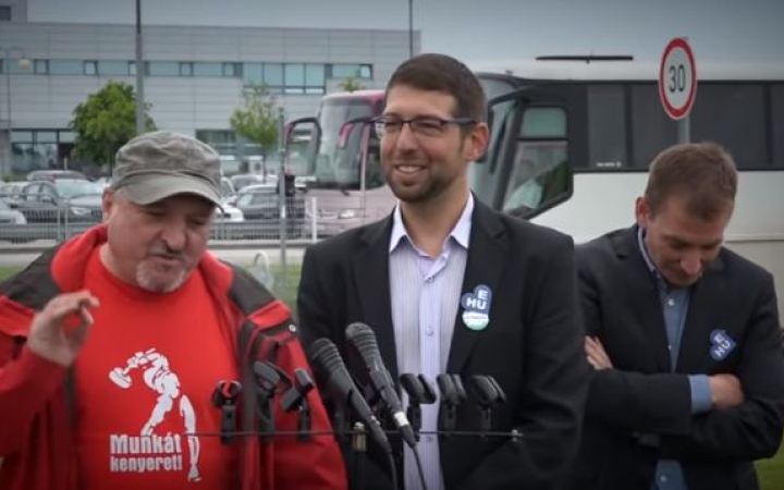 Magából kifordulva üvöltött ocsmányságokat a PS stábjára az MSZP alelnöke Dunaújvárosban 