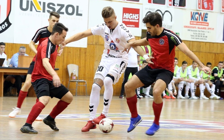 Tét nélkül is a sikerben bízva