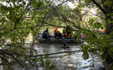 Hajóbaleset - Nem találtak holttestet a városnál a Dunában