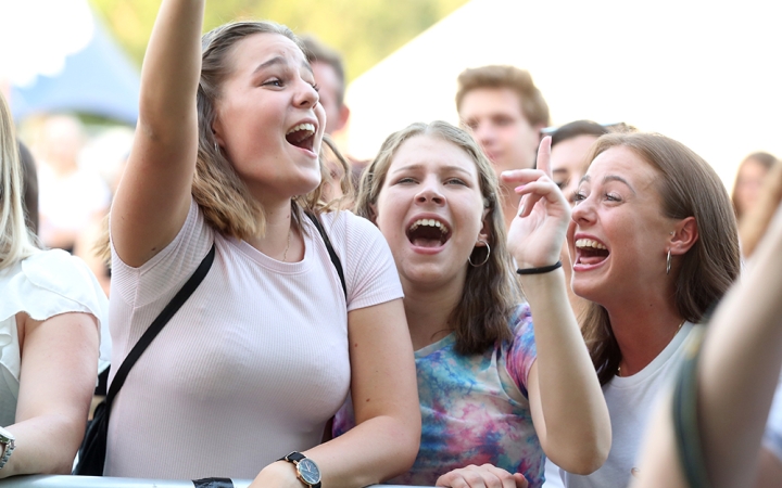 D+ Híradó - Diákok köszöntése, elstartolt a DUDIK