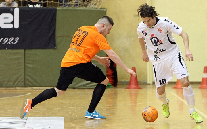 Futsal: az első pontokban bízva