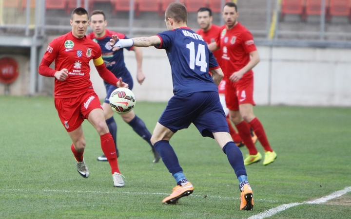 Labdarúgás: kellenek a pontok