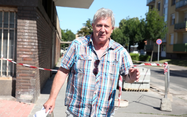 "Csak a munkában hiszek"