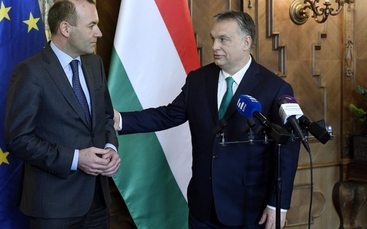 Orbán Viktor a politikai elfekvőbe tette Webert és Timmermanst