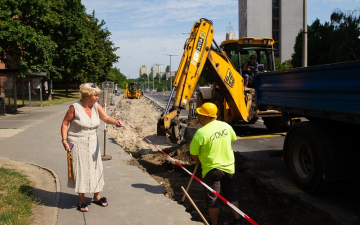 Buszöböl, lépcsők, parkolók - Zajlanak a felújítások
