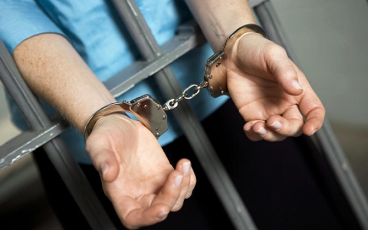 Fejbevágta vitapartnerét