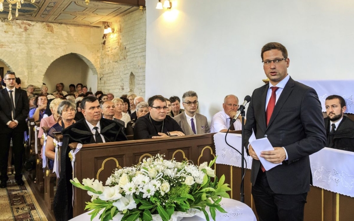 A magyar kormány soha nem áldozza fel egyetlen nemzeti közösségét sem