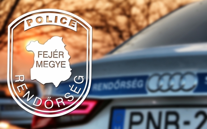 Vitték a festményeket és a fűkaszát is