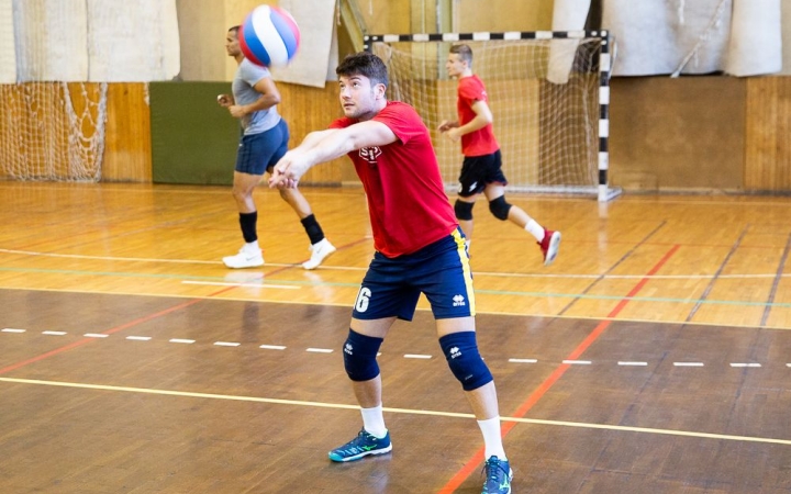 Gebhardt Áron hazatért!