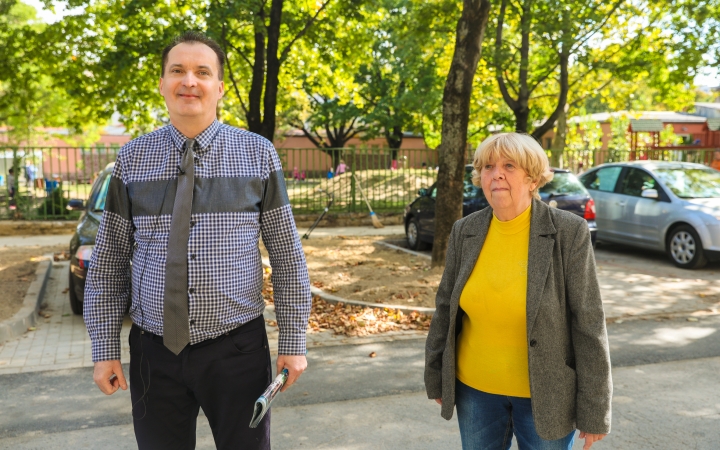 A lakók már birtokba is vették az új parkolóhelyeket