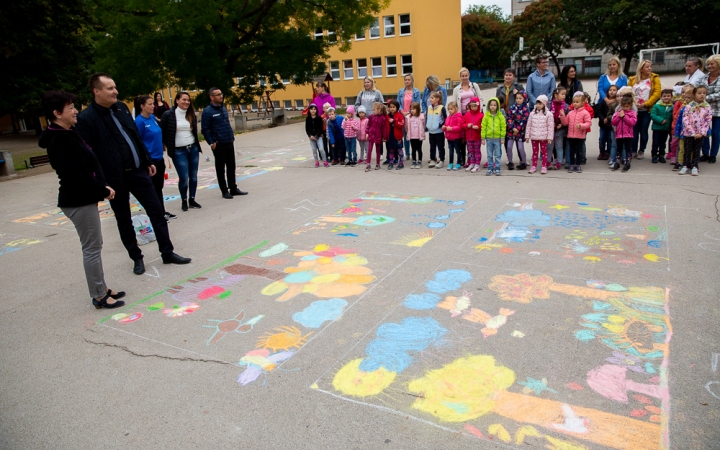 A legügyesebb rajzolók trambulint nyertek