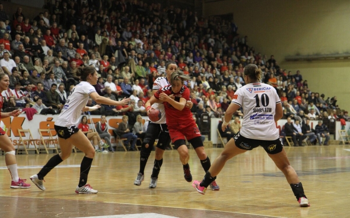 Kézilabda: kezdődik az elődöntő