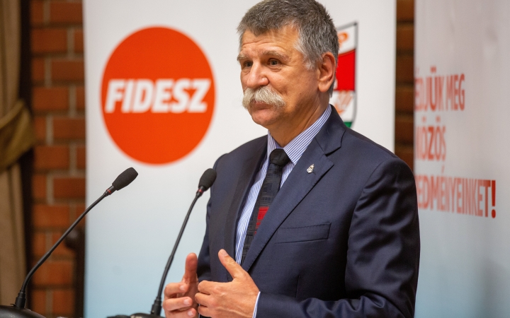 Kövér László: az ellenzék pártjai csatateret kívánnak csinálni az önkormányzatokból is