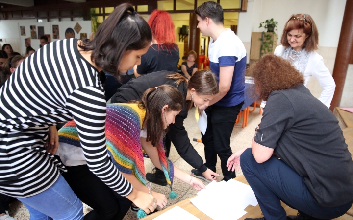 Egész héten drámáznak