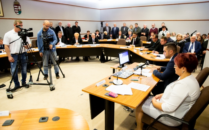 Alakuló ülést tartottak a Városházán
