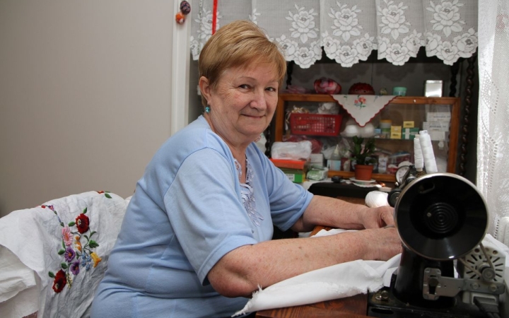 Mindennapi mintává szelídült a hímzés 