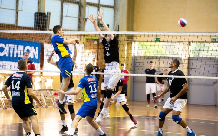 Rangadó vár a röplabdázókra