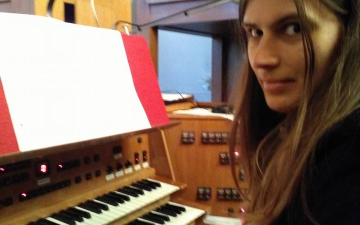 Lénárt Linda orgonakoncertje a főtemplomban