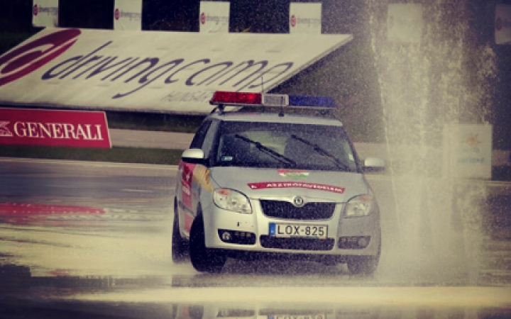 Hankook: 50 milliós adomány