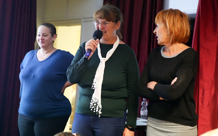 Retro vetélkedő, elsősavató