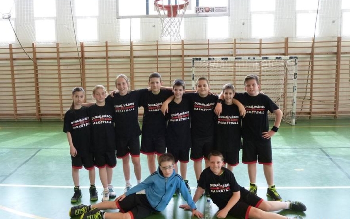 Kosárlabda: két győzelem Pakson