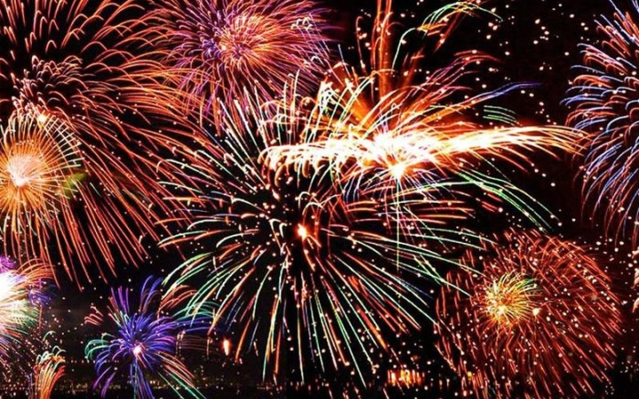 Lánglovagok: hogyan NE szilveszterezzünk a tűzoltókkal!?