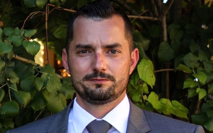 Független jelölt mögé áll be a Fidesz az időközin