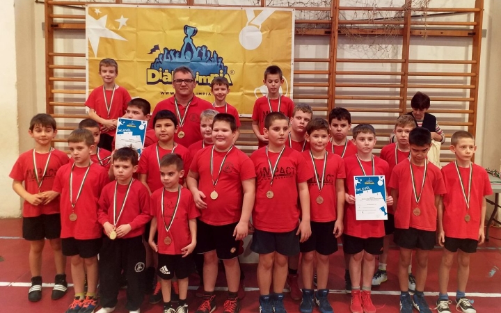 Grundoztak az iskolák!