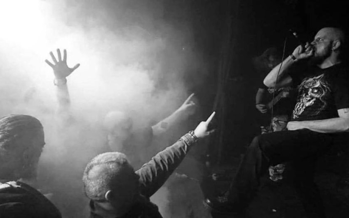 Kaptár: eldobnád az agyad Valentin napján? Itt az alkalom!