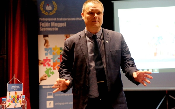 Fórum a közoktatásról: válság, helyzet