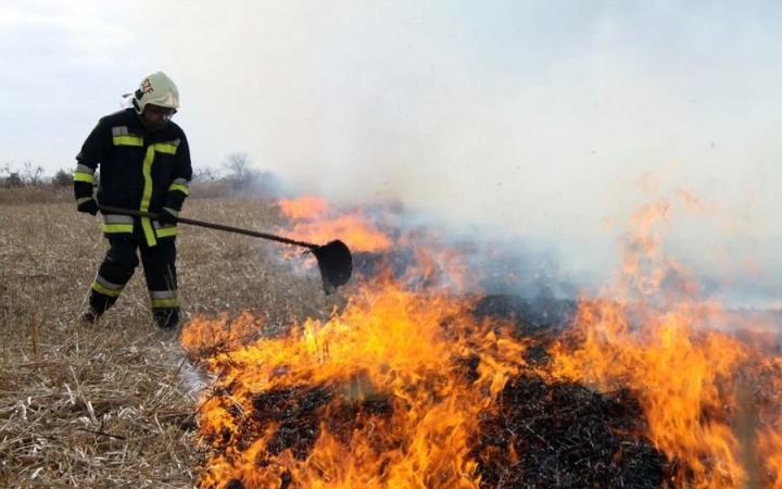 Lánglovagok: fontos a szabadtéri tüzek megelőzése