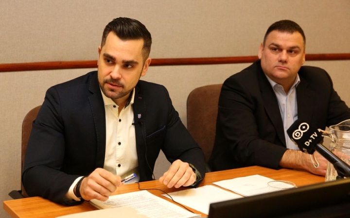 Rendkívüli közgyűlés: 41 napirendet tárgyaltak