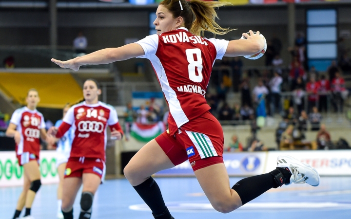 Halasztott az EHF is