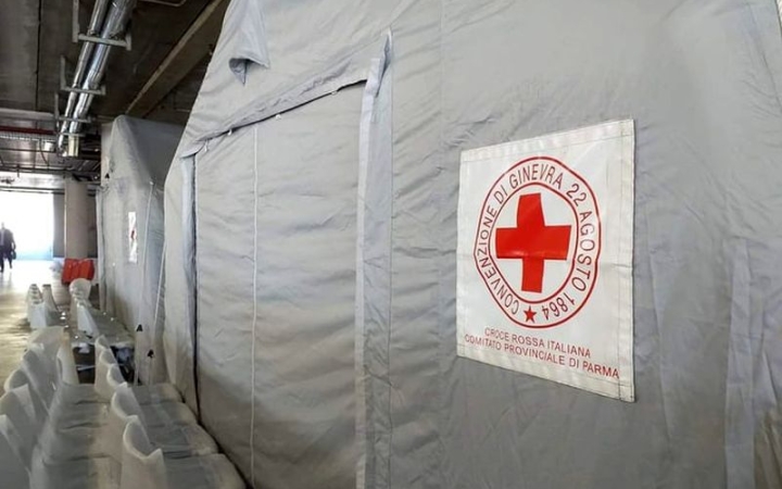 Észak-olasz pillanatképek: "... ezt vérző szívvel írom..."