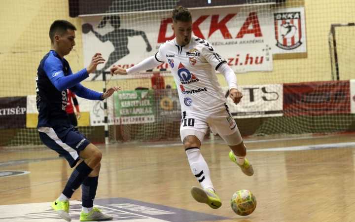 Döntésre várnak a futsalosok